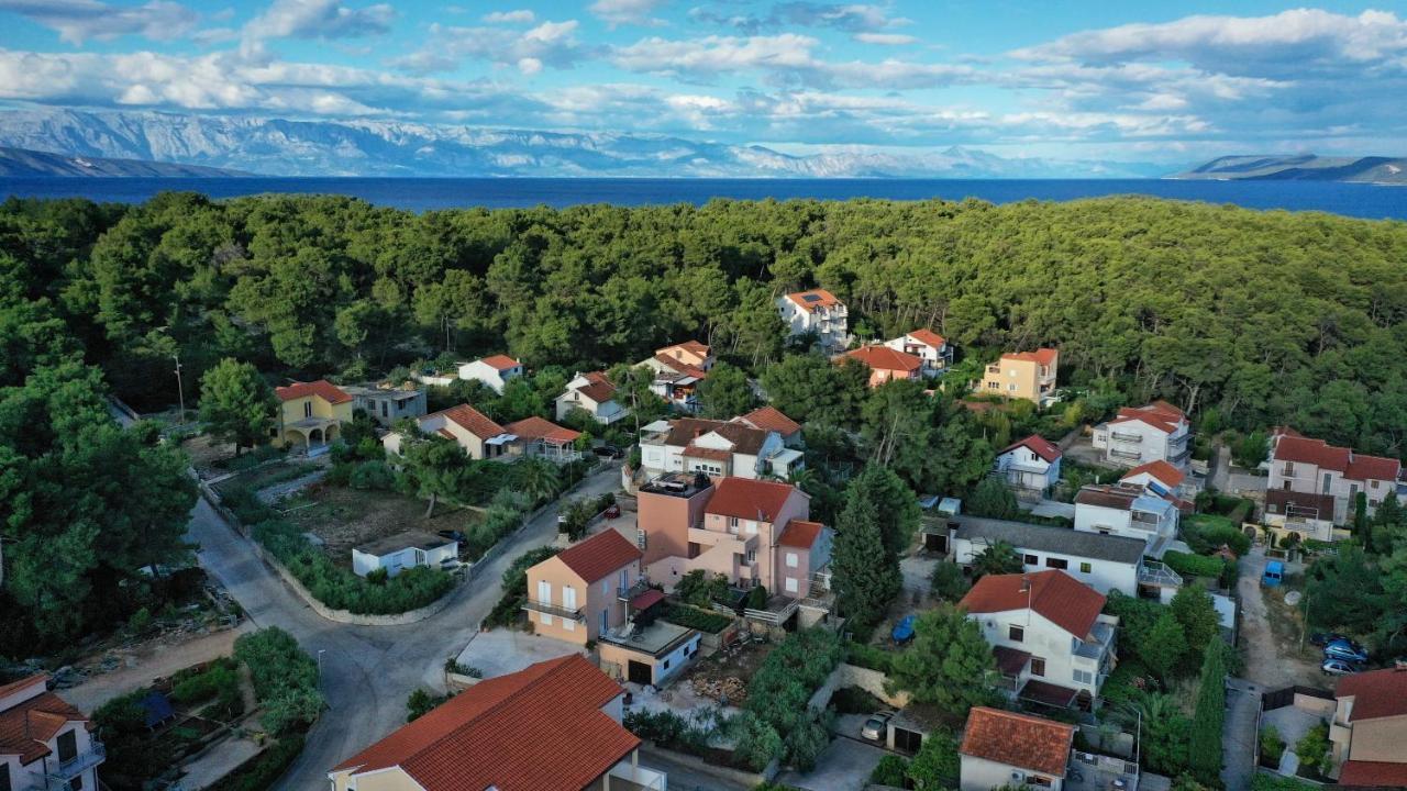 Guest House Marinna Vrboska Exterior foto