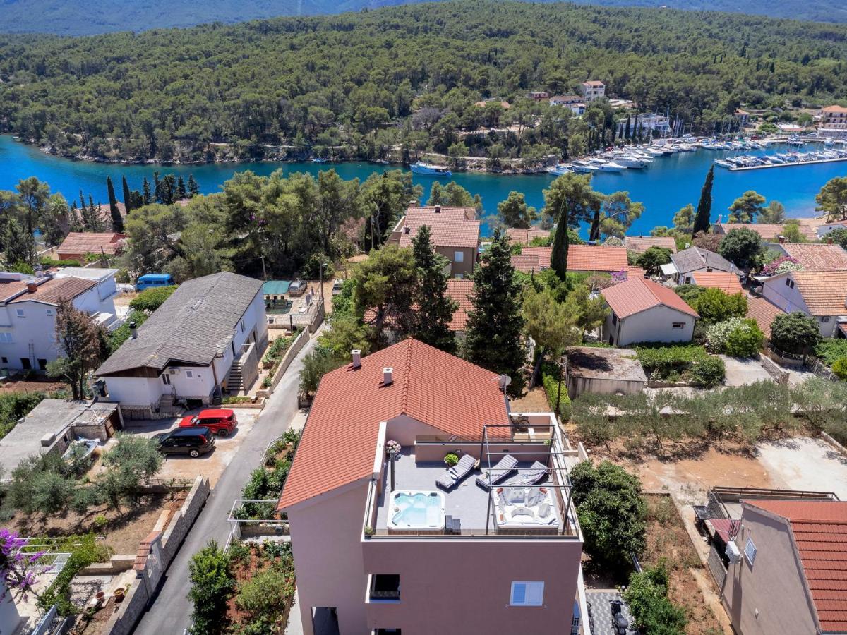 Guest House Marinna Vrboska Exterior foto
