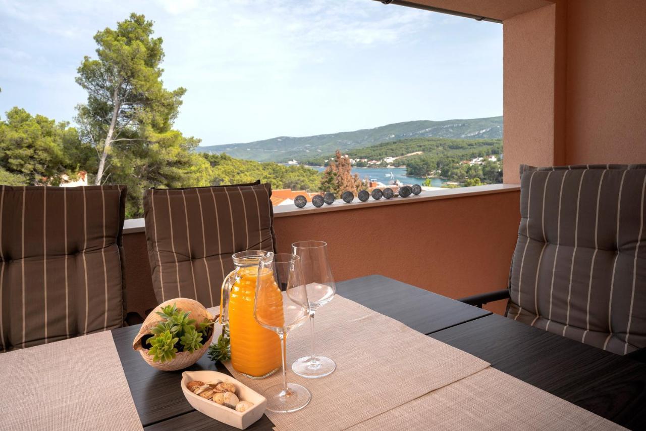 Guest House Marinna Vrboska Quarto foto