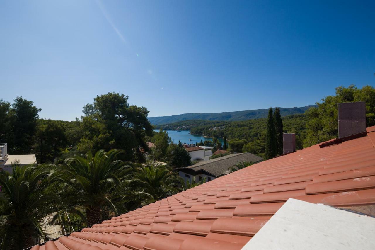 Guest House Marinna Vrboska Exterior foto